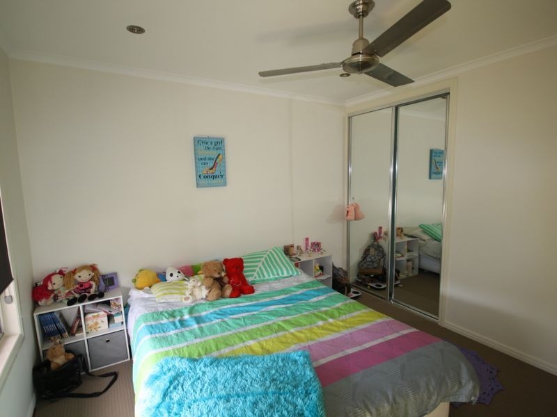 32 Venus Street, Telina QLD 4680