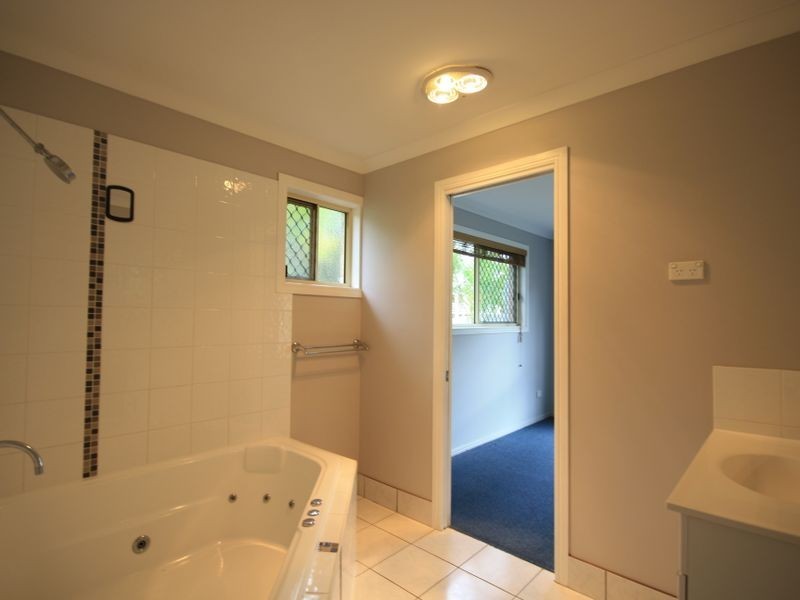 268 Auckland Street, South Gladstone QLD 4680