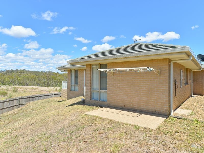 3 Springbrook Terrace, New Auckland QLD 4680