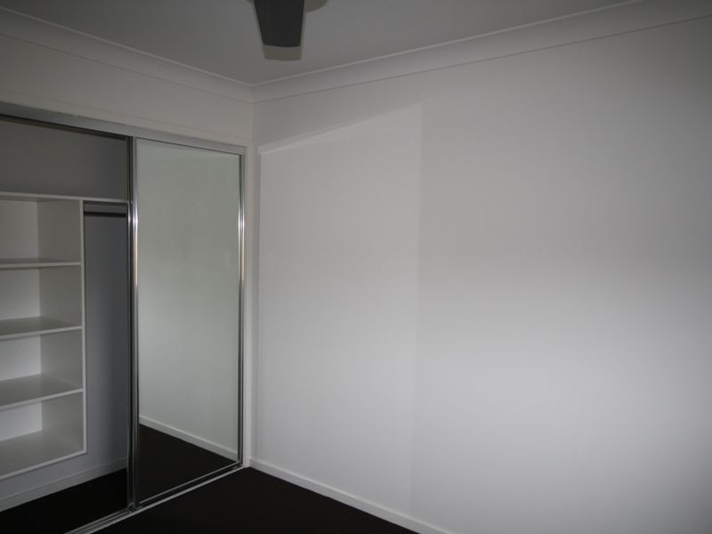 1 & 2/15 Keeling Court, New Auckland QLD 4680