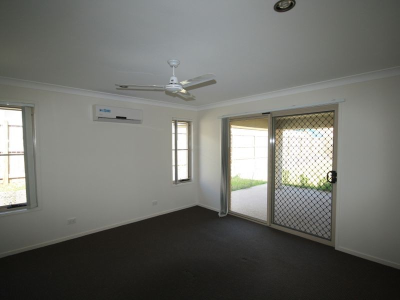 30 Broadwater Place, New Auckland QLD 4680