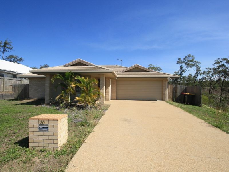 30 Broadwater Place, New Auckland QLD 4680