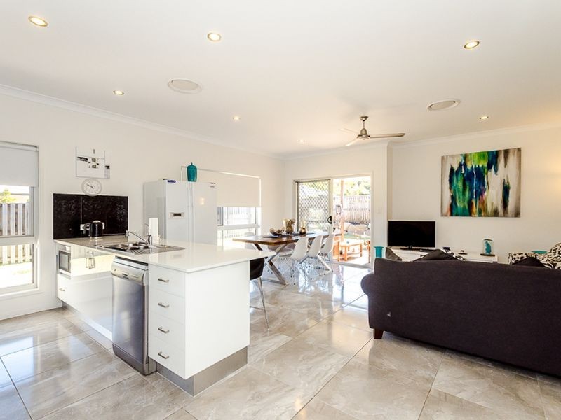 22 Tulipwood Circuit, Boyne Island QLD 4680