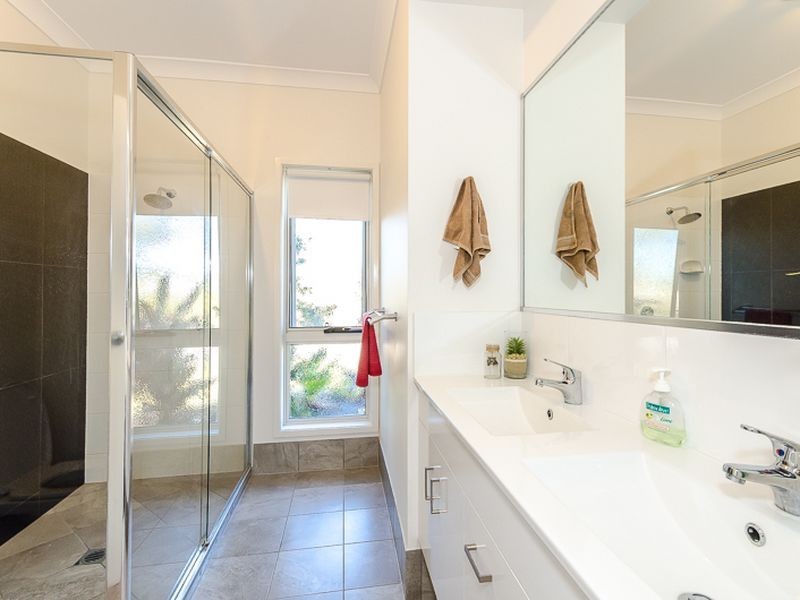 22 Tulipwood Circuit, Boyne Island QLD 4680