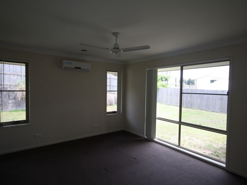 5 Kakadu Way, New Auckland QLD 4680