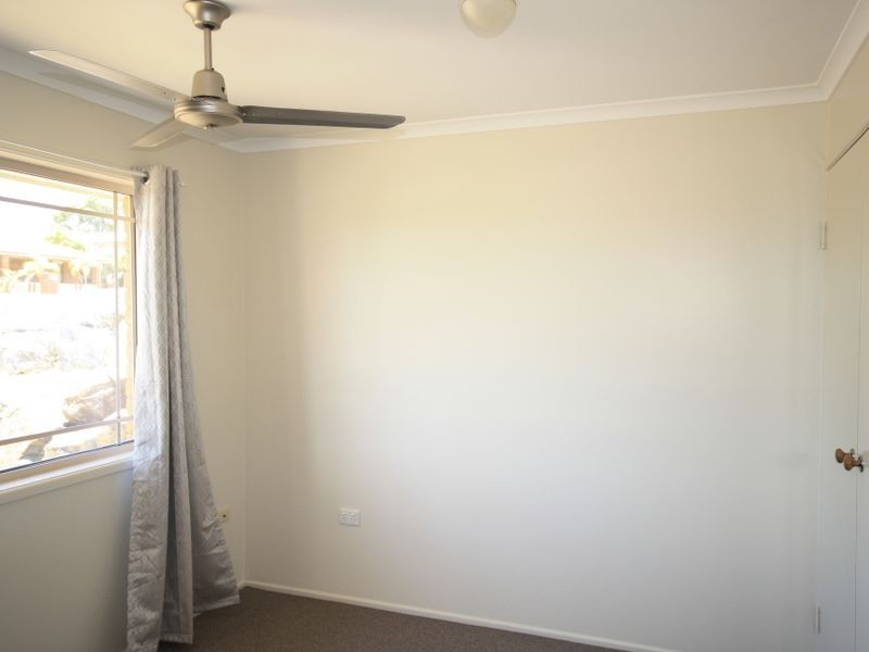 8 Ceri Court, New Auckland QLD 4680