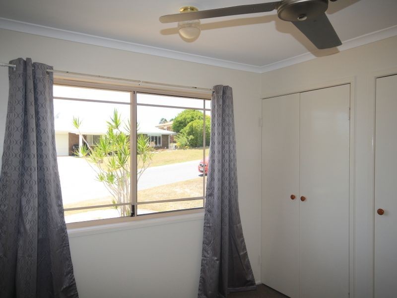 8 Ceri Court, New Auckland QLD 4680