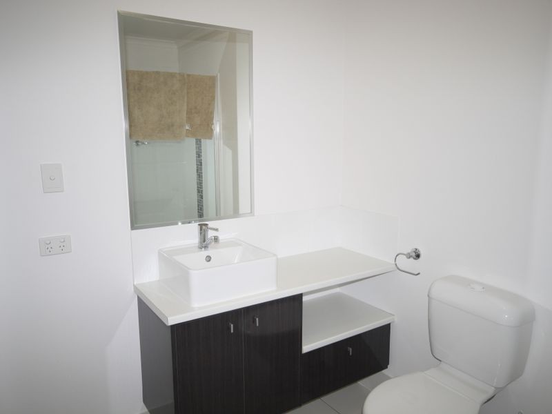 6/5 Glenlyon Street, Gladstone QLD 4680