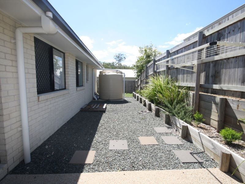 1 Orchard Drive, Kirkwood QLD 4680