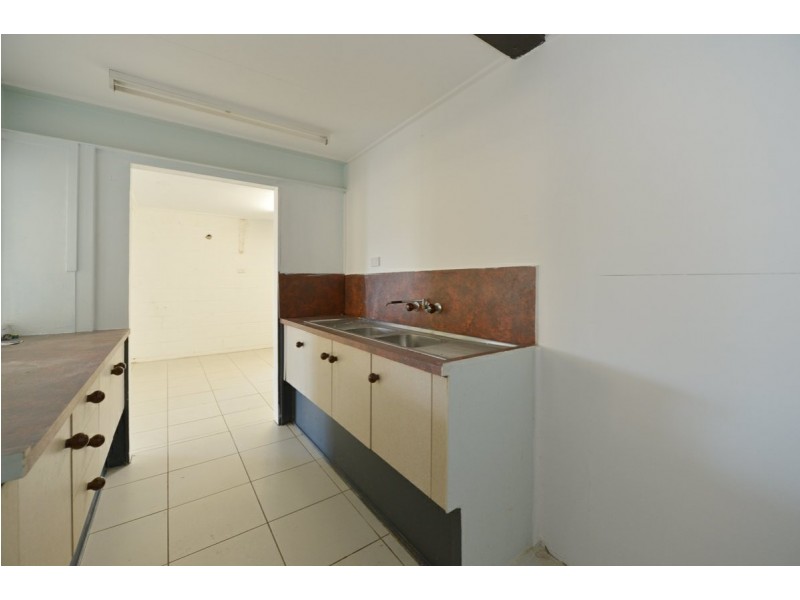 161 Philip Street, West Gladstone QLD 4680