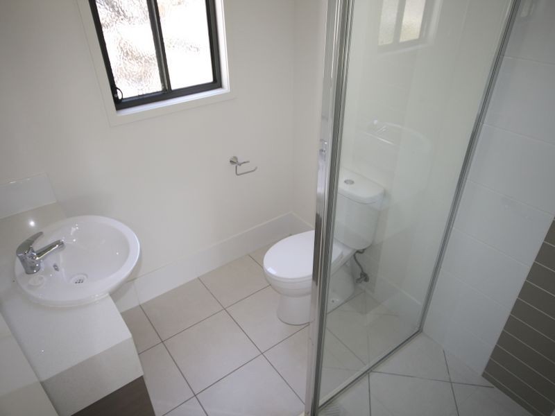 Unit 2/34 Blaxland Court, Glen Eden QLD 4680