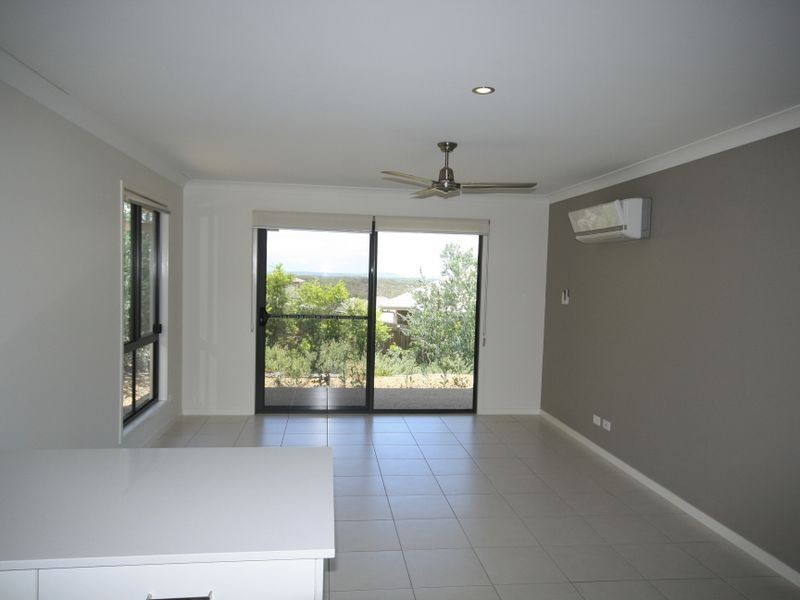 Unit 2/34 Blaxland Court, Glen Eden QLD 4680