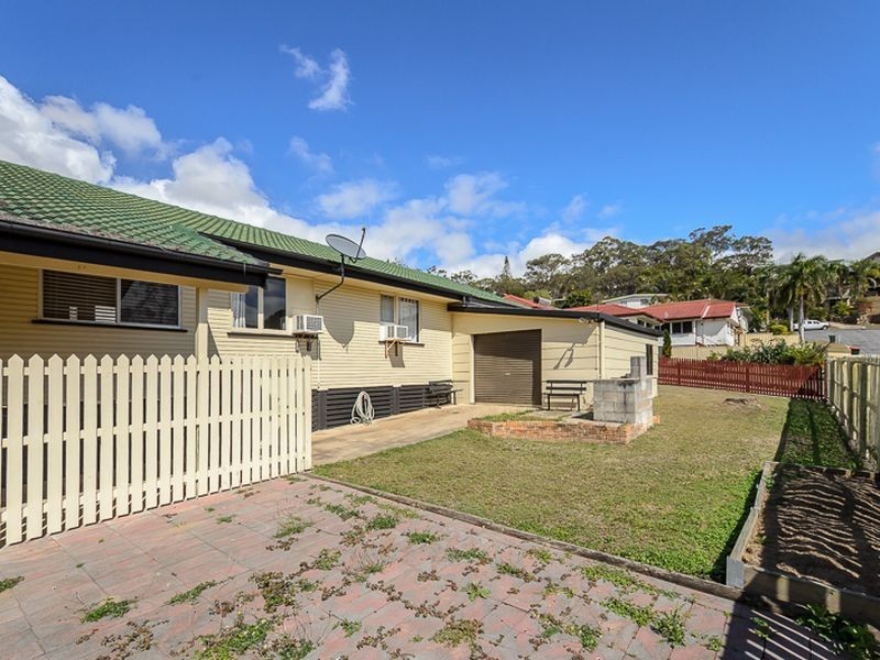 25 Charles Street, West Gladstone QLD 4680