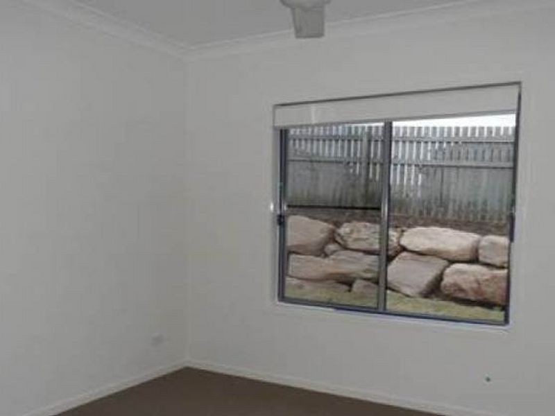 4 Wentworth Place, Glen Eden QLD 4680