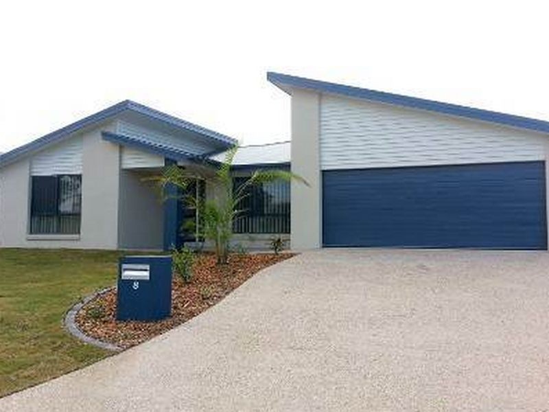 8 Creekview Drive, New Auckland QLD 4680