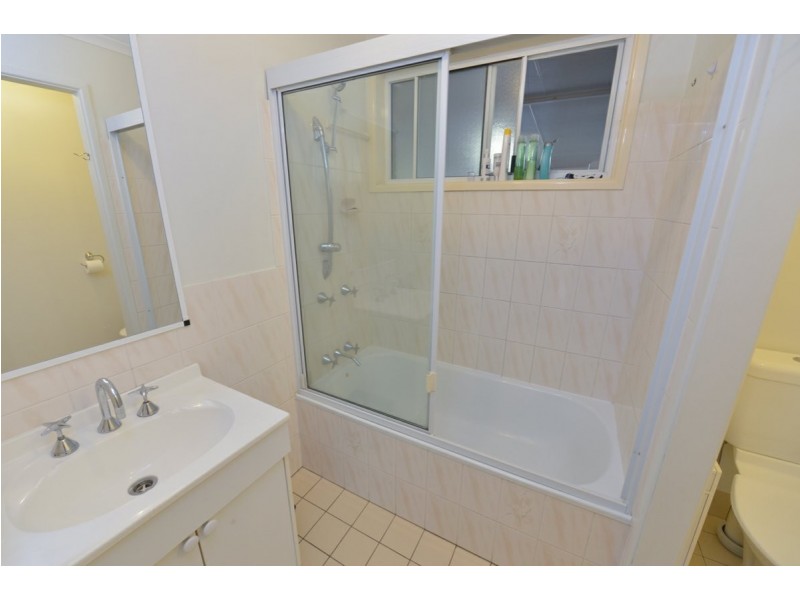 135 Dalrymple Drive, Toolooa QLD 4680