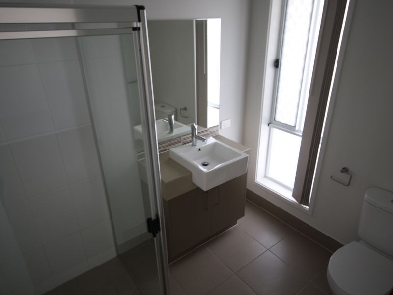 6 Josephine Street, Boyne Island QLD 4680