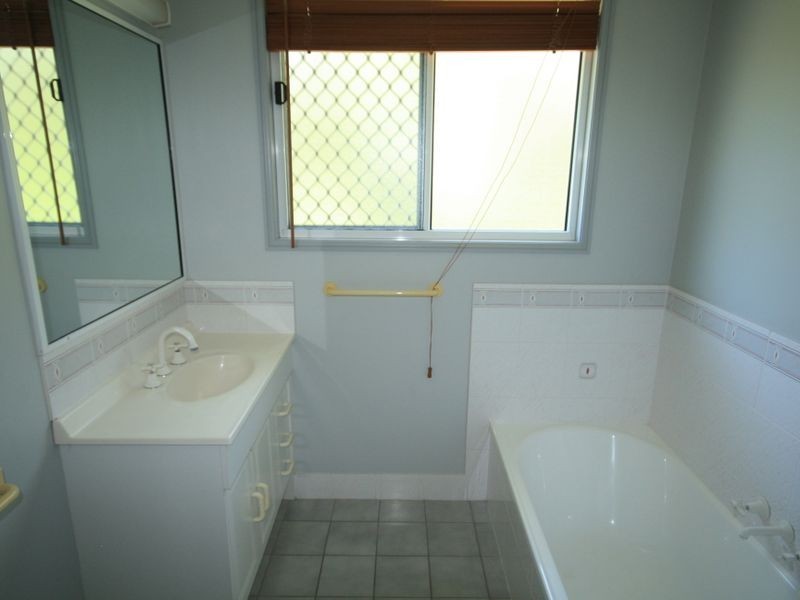 3 Lakefield Court, South Gladstone QLD 4680