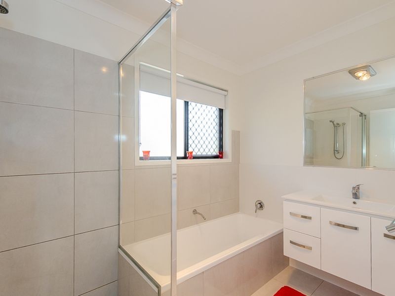 13 Cressbrook Street, Clinton QLD 4680