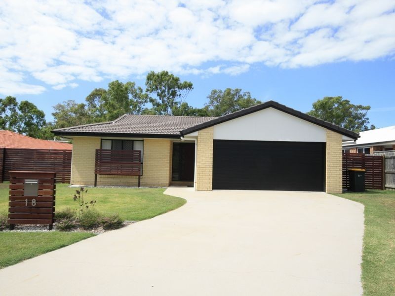 18 Dean Street, Glen Eden QLD 4680