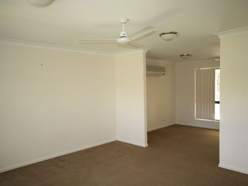 18 Dean Street, Glen Eden QLD 4680