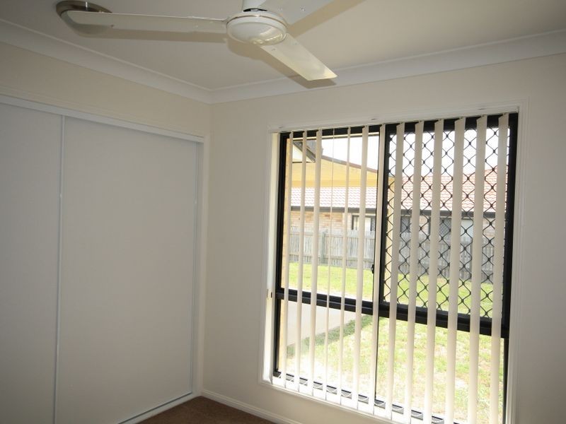 18 Dean Street, Glen Eden QLD 4680
