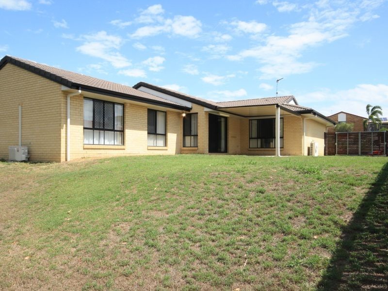 18 Dean Street, Glen Eden QLD 4680