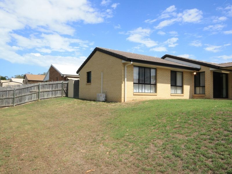 18 Dean Street, Glen Eden QLD 4680
