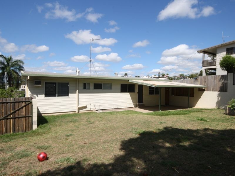 8 Irwin Close, Sun Valley QLD 4680
