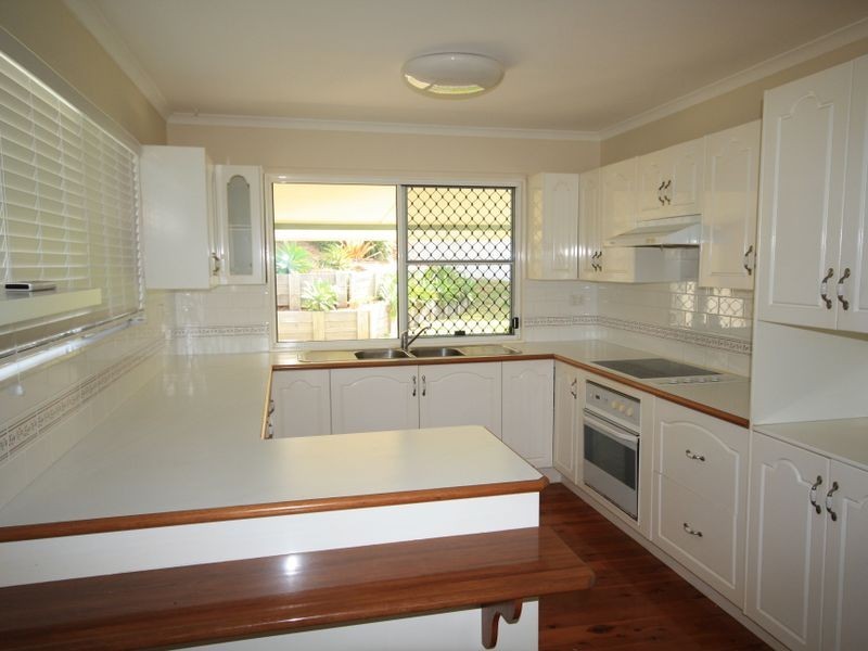 8 Irwin Close, Sun Valley QLD 4680
