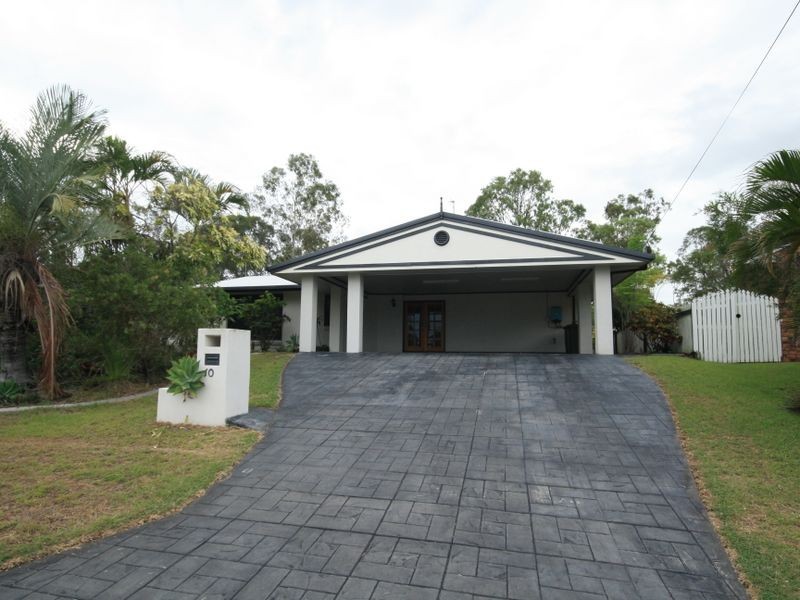 10 Bangalow Close, Clinton QLD 4680