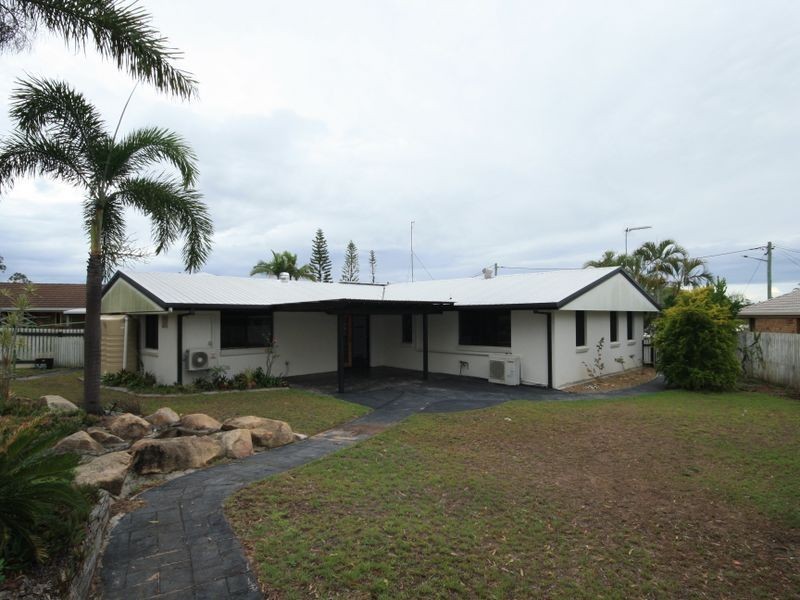 10 Bangalow Close, Clinton QLD 4680