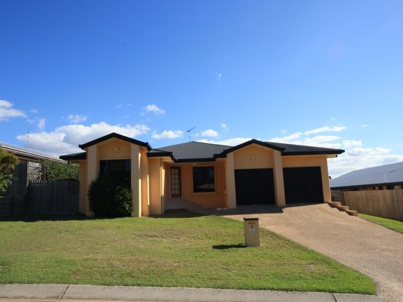 6 Leonie Court, New Auckland QLD 4680