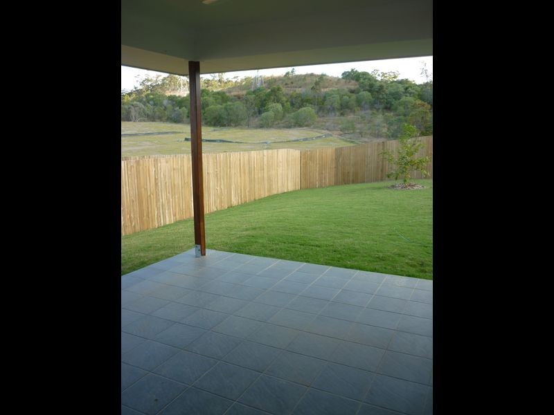 54 Briffney Street, Kirkwood QLD 4680