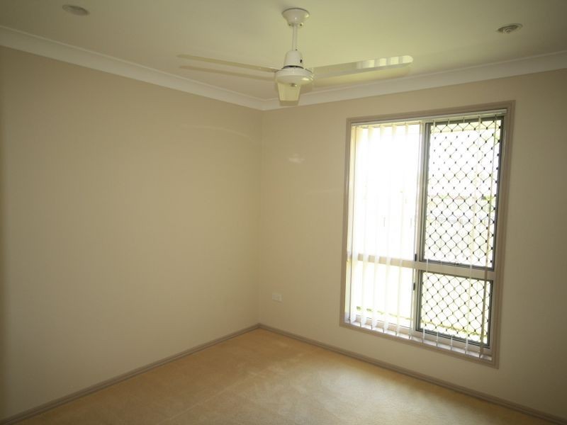 3 Hillview Place, New Auckland QLD 4680