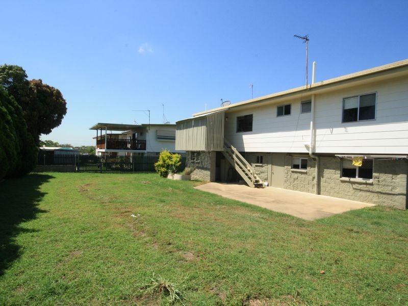 7 Chapman Drive, Clinton QLD 4680