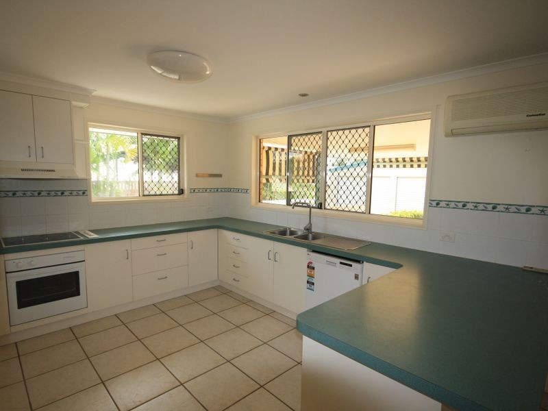 3 Buckingham Court, Telina QLD 4680