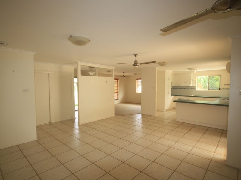 3 Buckingham Court, Telina QLD 4680