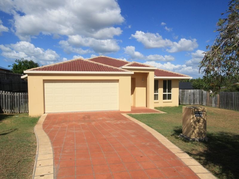 4 Craigmoor Court, New Auckland QLD 4680