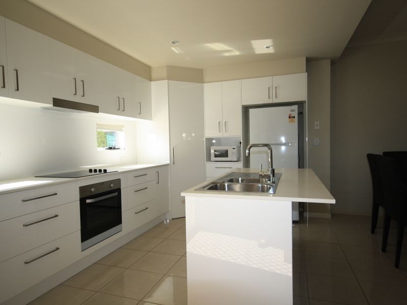 2/58 Wood Street, Barney Point QLD 4680