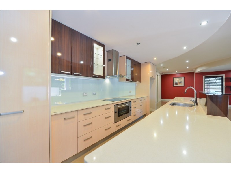 105 Col Brown Avenue, Clinton QLD 4680
