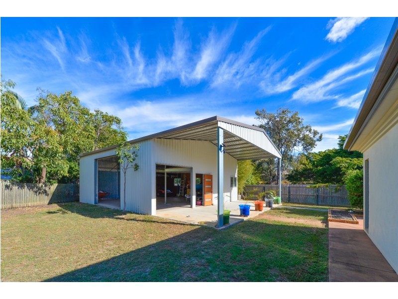 105 Col Brown Avenue, Clinton QLD 4680