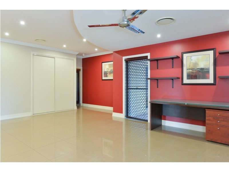 105 Col Brown Avenue, Clinton QLD 4680
