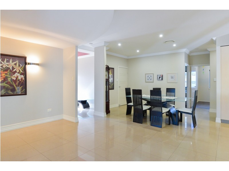 105 Col Brown Avenue, Clinton QLD 4680
