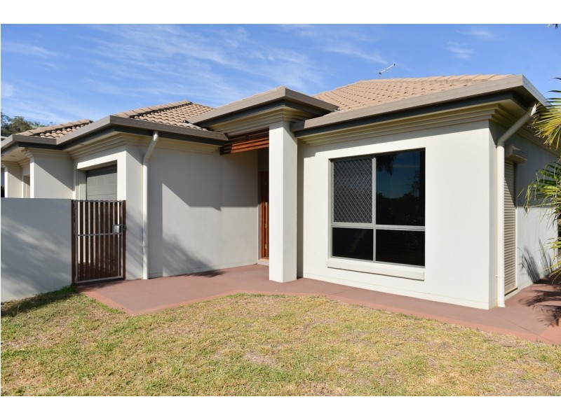105 Col Brown Avenue, Clinton QLD 4680