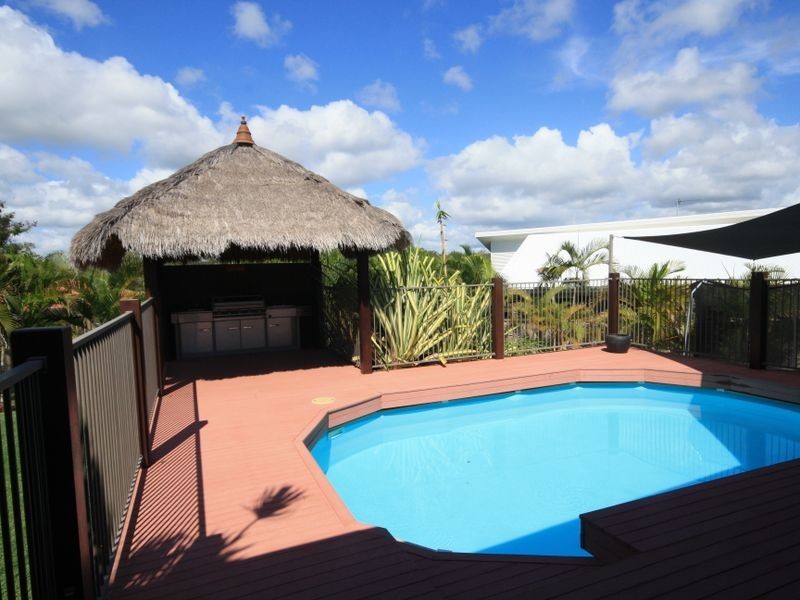 9 Christian Court, Glen Eden QLD 4680