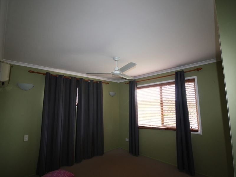 26 Ormiston Street, Clinton QLD 4680