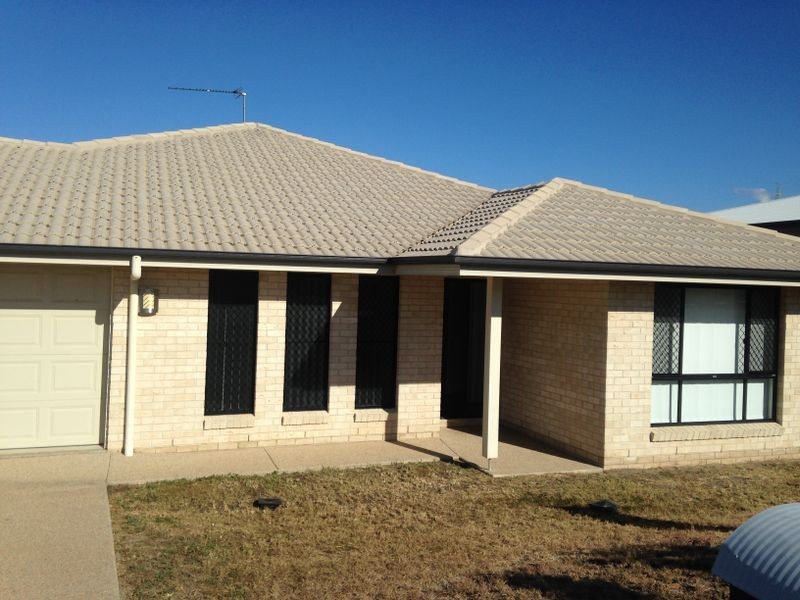 21 Woodland Court, Kirkwood QLD 4680