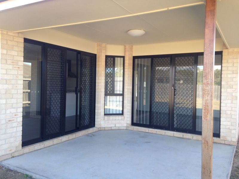 21 Woodland Court, Kirkwood QLD 4680