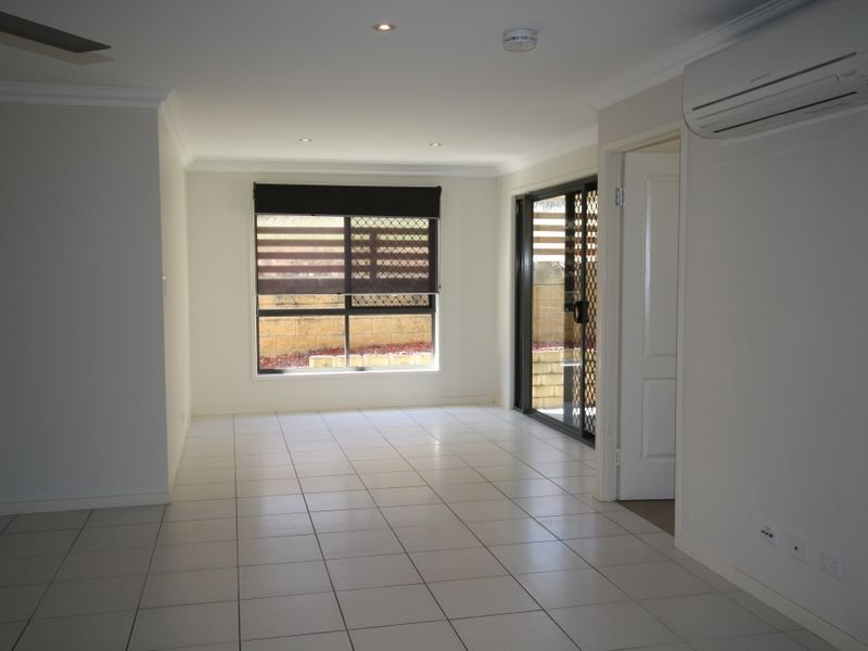 8 Lauren Court, South Gladstone QLD 4680